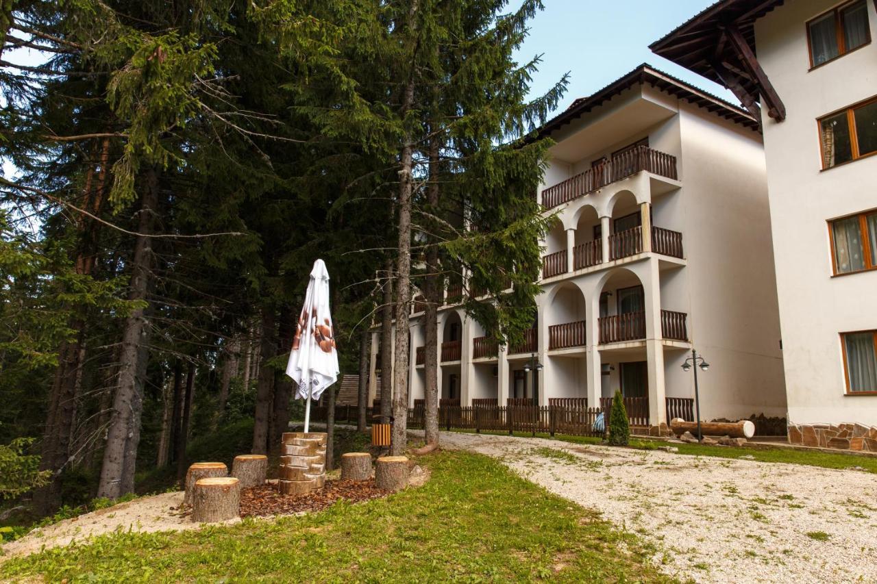 Monastery 2 Aparthotel Pamporovo Extérieur photo