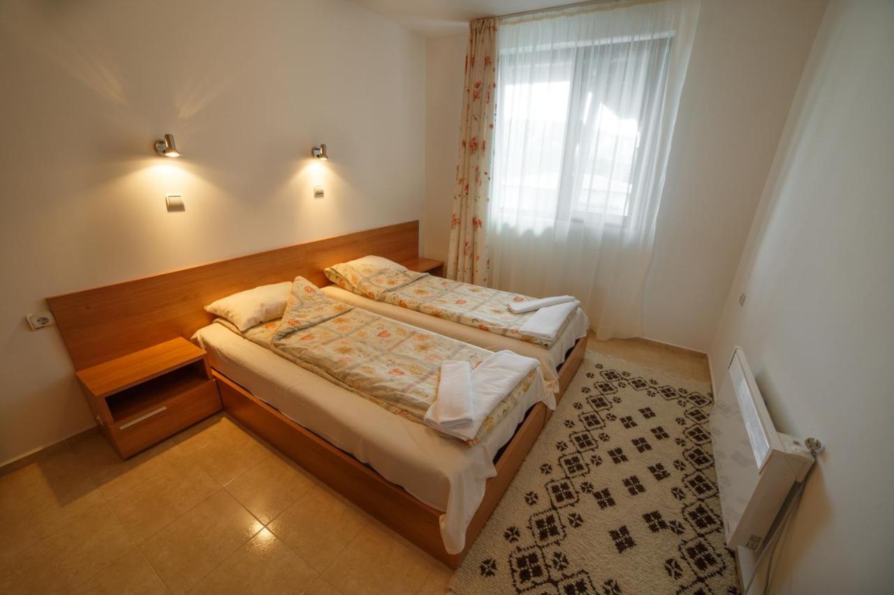 Monastery 2 Aparthotel Pamporovo Extérieur photo